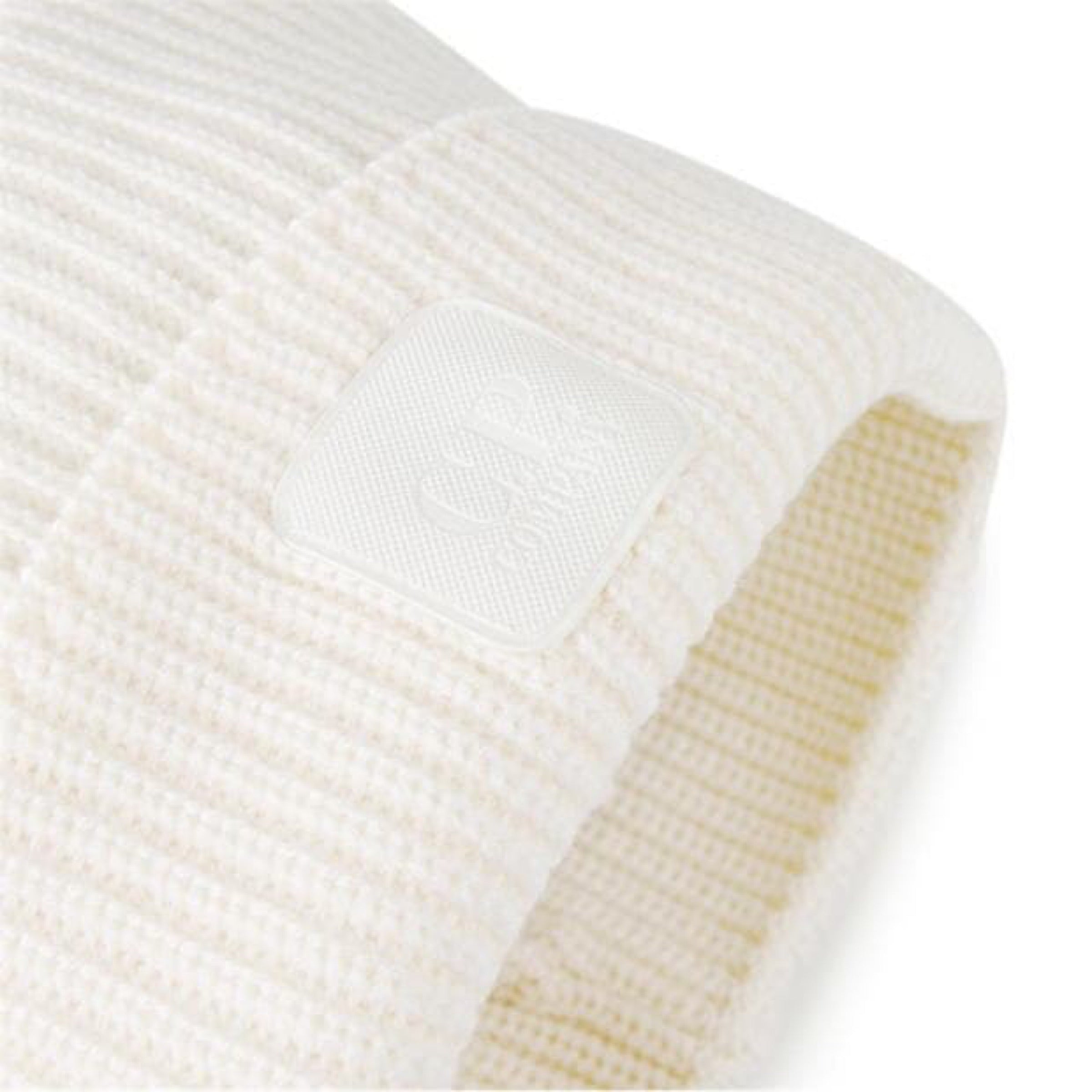 Cp Company Metropolis Series Extrafine Merino Wool Logo Beanie in White