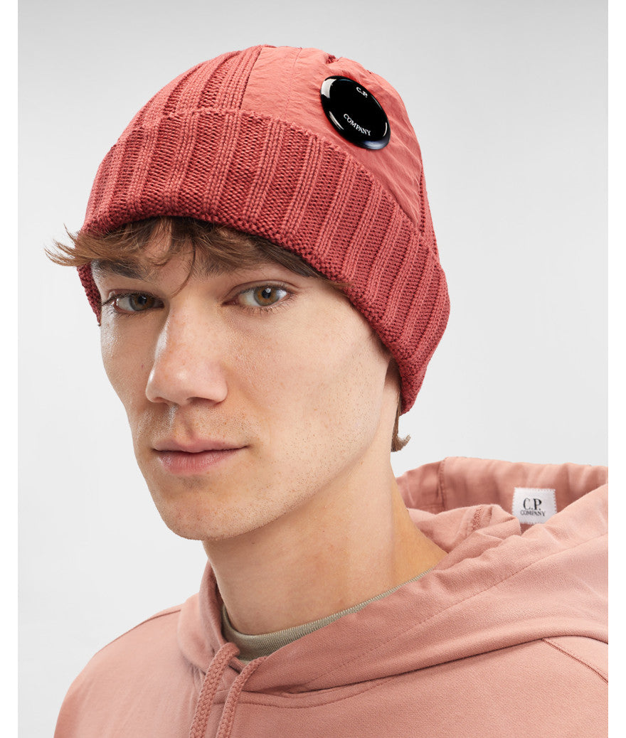Cp Company Extrafine Merino Wool Mixed Lens Beanie In Red